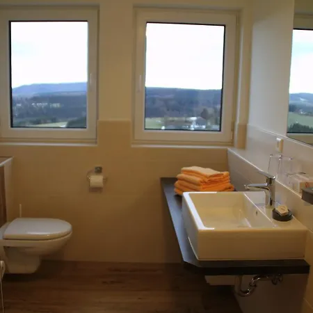 Lebers Schinken-alm Vendégház Winterberg