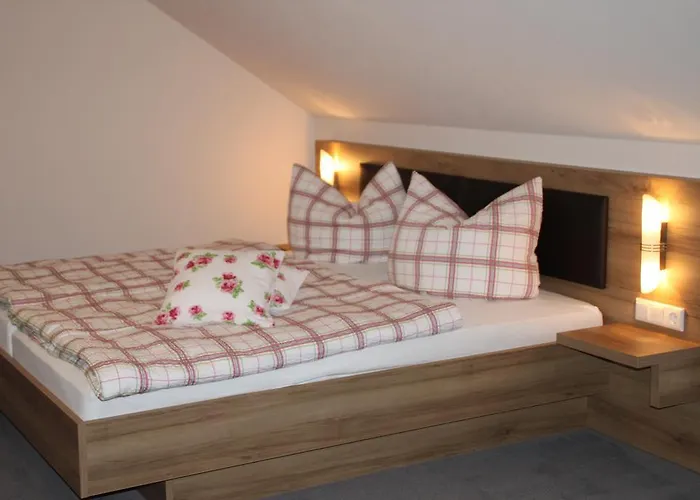 ゲストハウス Lebers Schinken-alm ヴィンターベルク