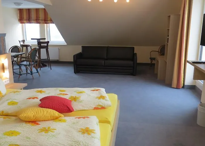 Lebers Schinken-alm * ヴィンターベルク